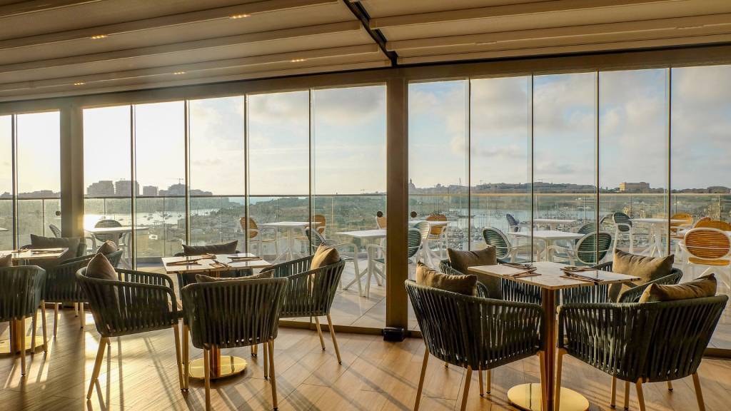 GRANDS SUITES HOTEL RESIDENCES & SPA 4★