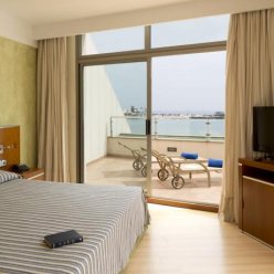 GERANIOS SUITES & SPA 4 ★