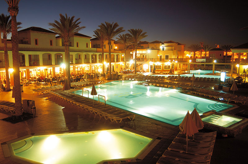 BRONCEMAR BEACH 3★