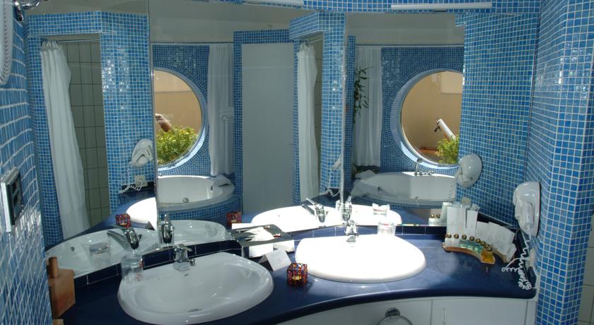 VIK SUITE HOTEL RISCO DEL GATO 4 ★