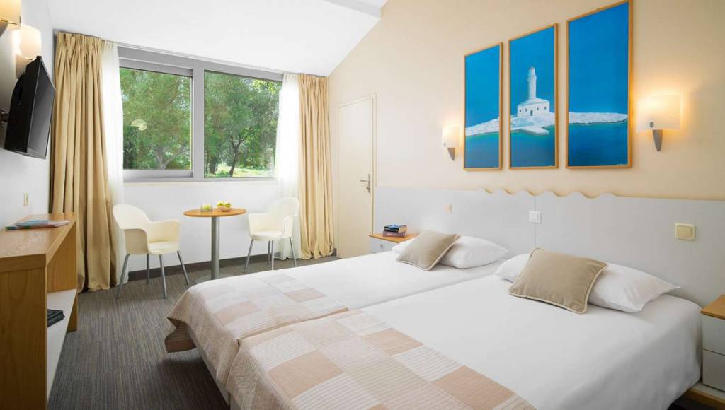 CLUB DUBROVNIK SUNNY HOTEL 3★