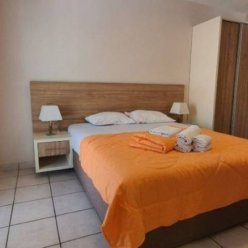 APARTMENTS JANA 3★