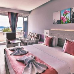 CARINE HOTEL PARK 4★