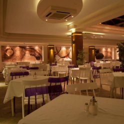 SLOVENSKA PLAZA HOTEL COMPLEX 3★