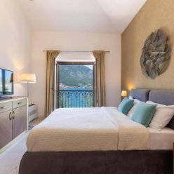 HUMA KOTOR BAY HOTEL & VILLAS 5★