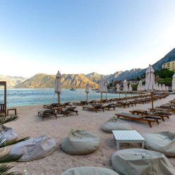 HUMA KOTOR BAY HOTEL & VILLAS 5★