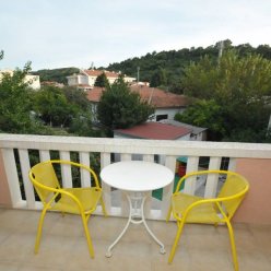 MEDIN ORANGE HOUSE 3★