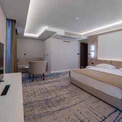 TARA (EX TARA SENTIDO) 4★