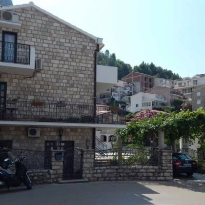 APARTMENTS TEODORA 3★