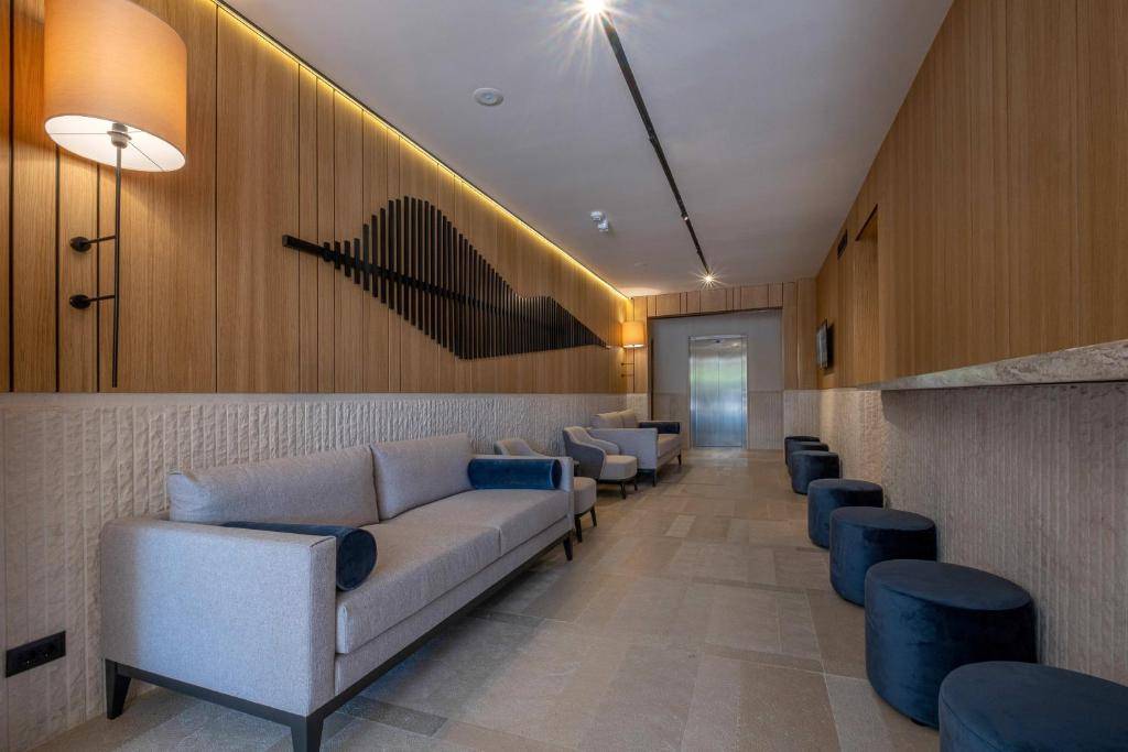 POSEIDON THE BEACH HOTEL 4★