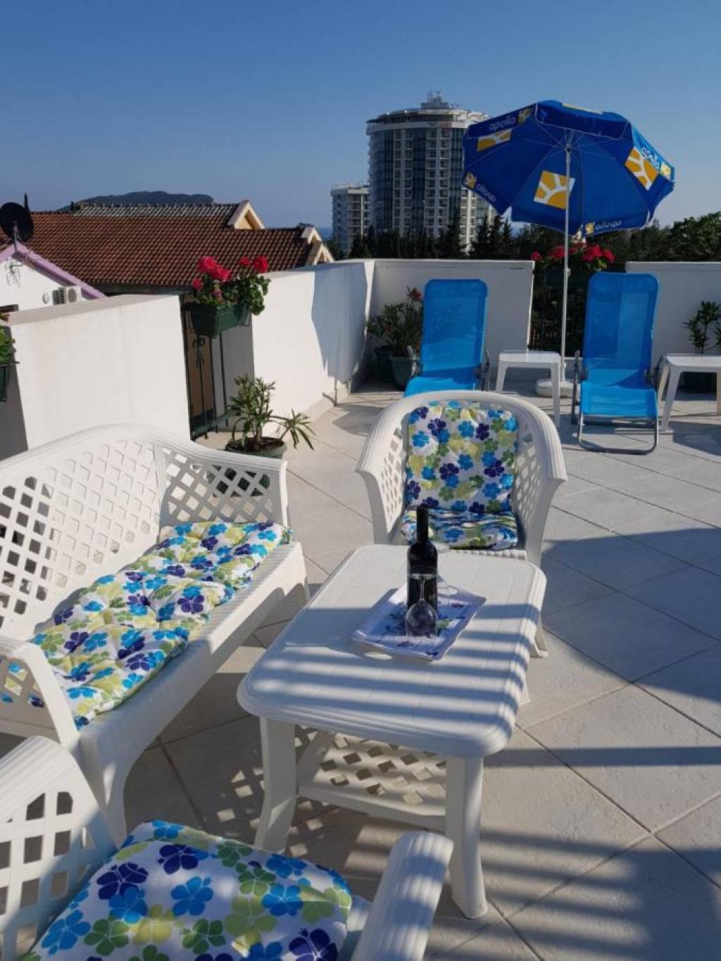 APARTMENTS TAMARA 3★