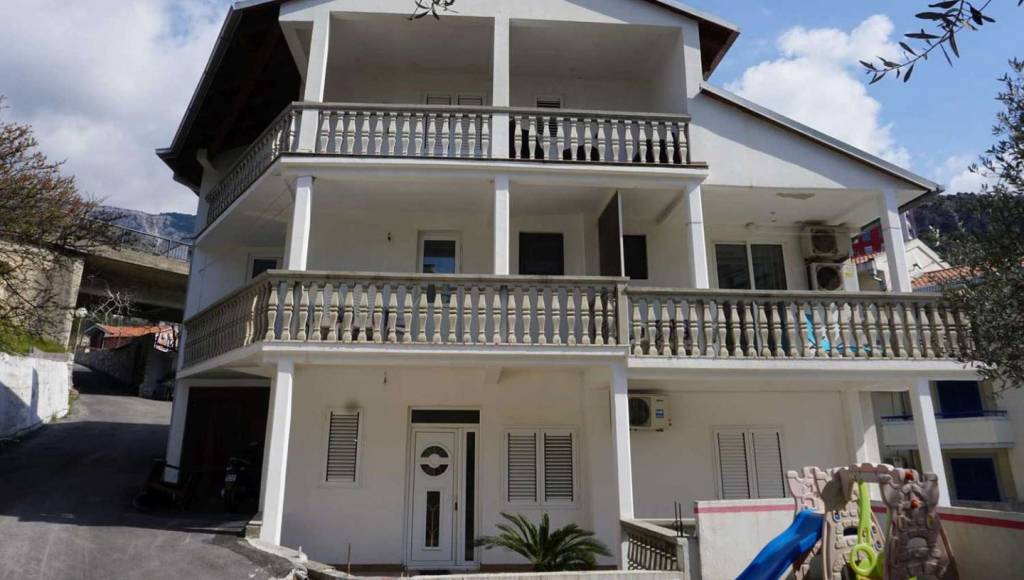 RATKO APARTMENTS 3★