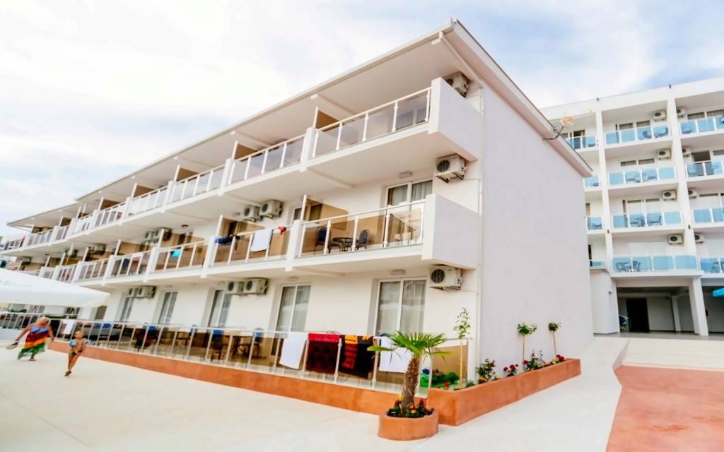 DEPADANCE VESNA 3★