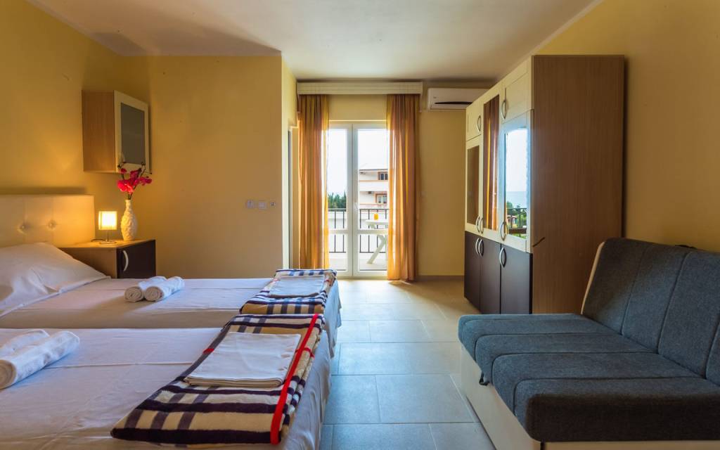 DEPADANCE VESNA 3★