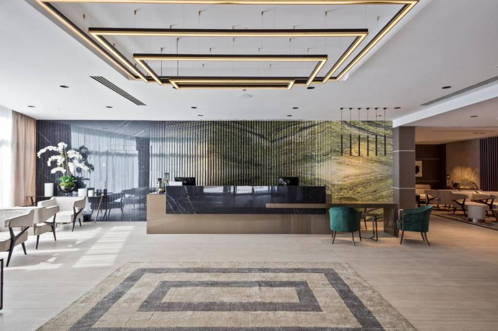 AMI (EX. MELIA PETROVAC) 5★