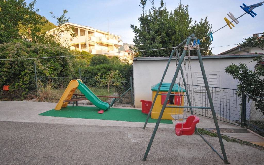 MEDIN ORANGE HOUSE 3★