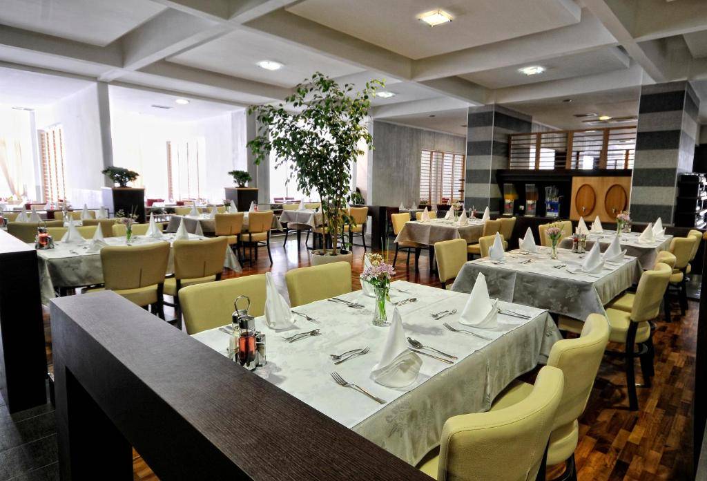 TARA (EX TARA SENTIDO) 4★