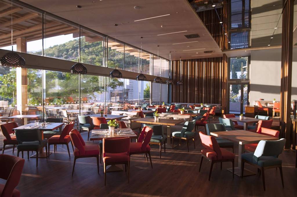 MAESTRAL RESORT & CASINO 5★