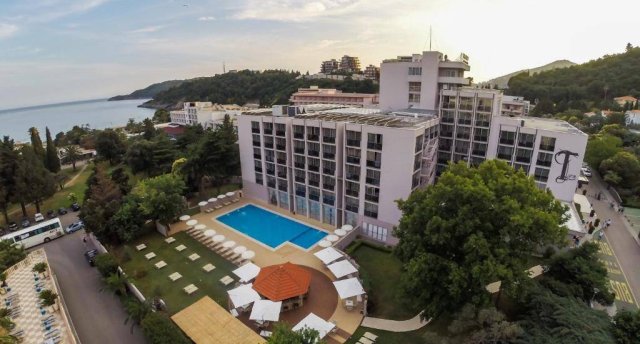 Viesnīcas skats Ēģiptē, Hurgada ar baseinu