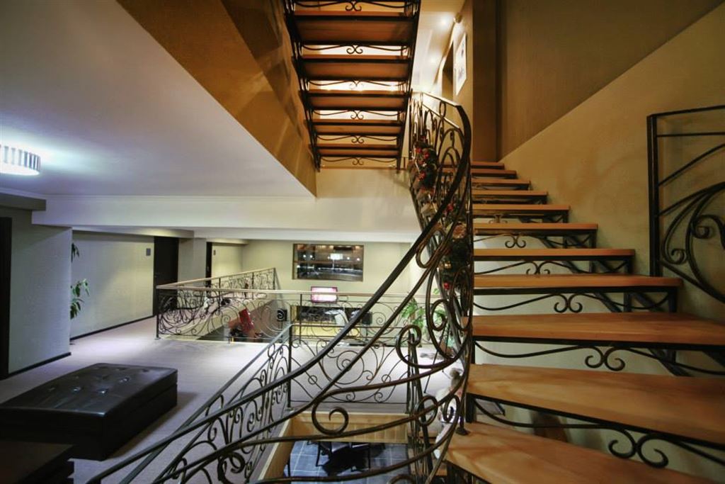 Good Aura Hotel 4★