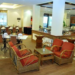 WHISPERING PALMS BEACH RESORT 4★