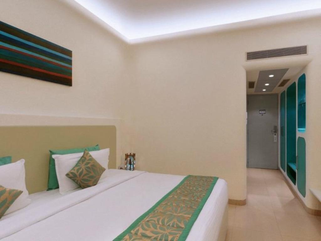 THE GOLDEN CROWN HOTEL & SPA 4★