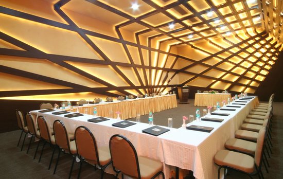 THE GOLDEN CROWN HOTEL & SPA 4★