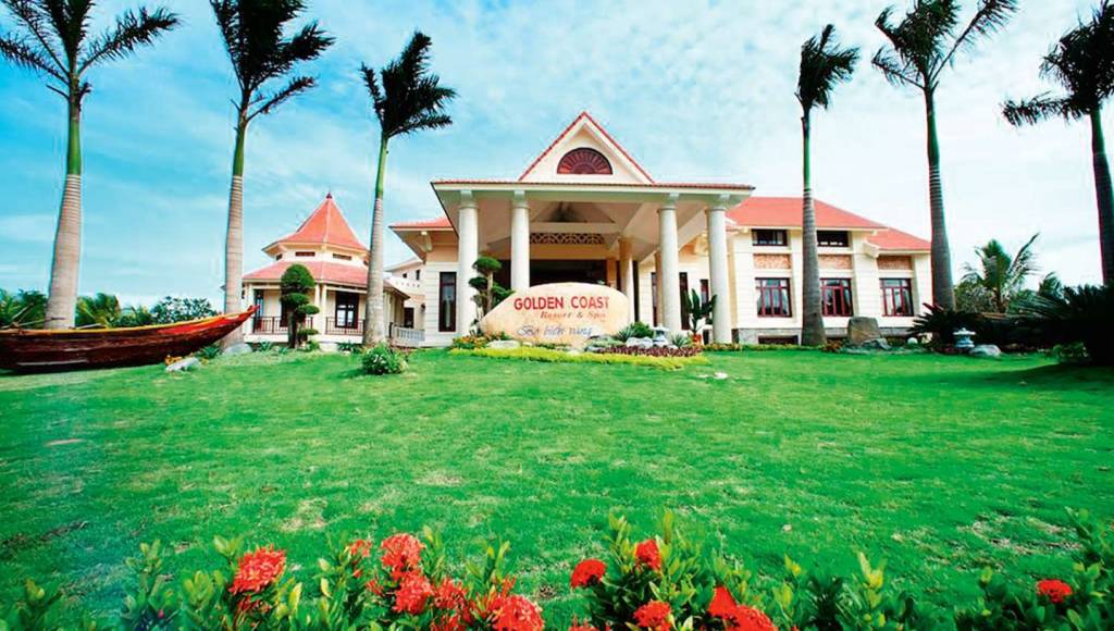 GOLDEN COAST RESORT & SPA 4★