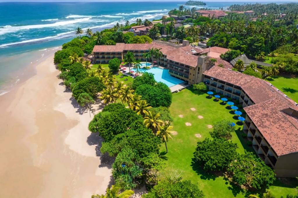 THE PALMS HOTEL 4★