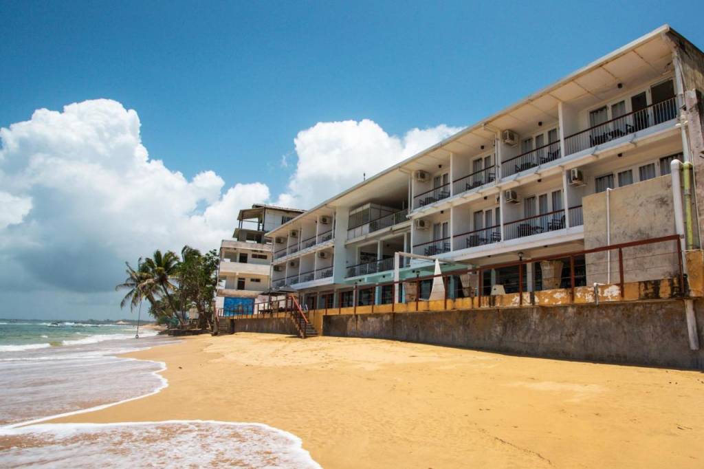 CORAL ROCK BY BANSEI 3★