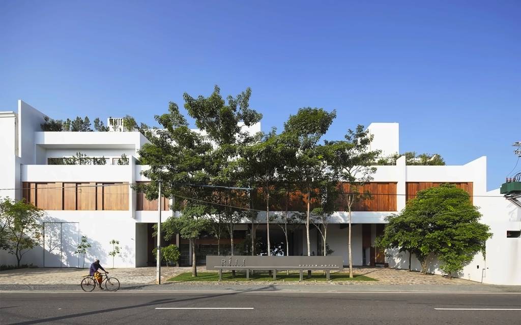 RIFF HIKKADUWA HOTEL 5★