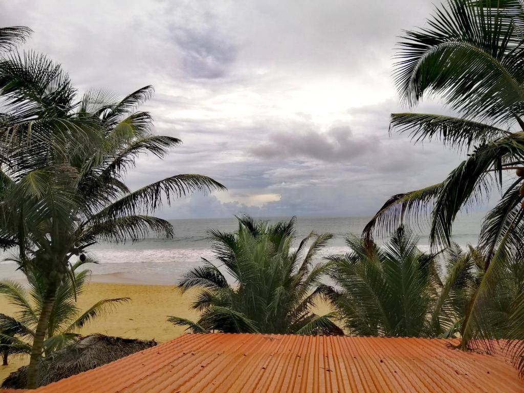 SERENADE BEACH HOTEL 3★