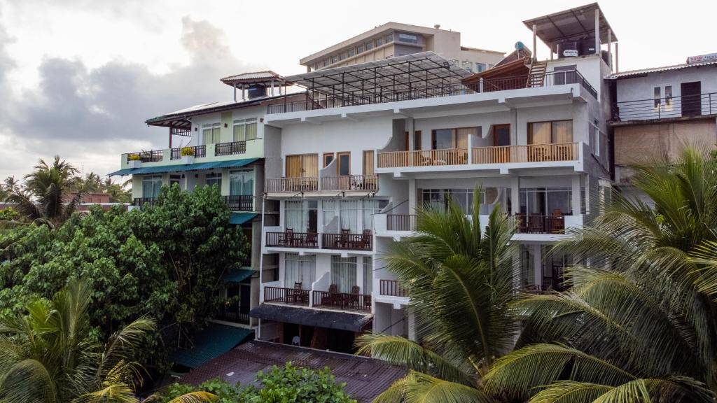 WAVE BEACH RESORT 3★