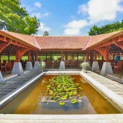 THE PALMS HOTEL 4★