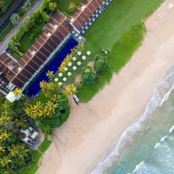 EKHO SURF HOTEL 4★