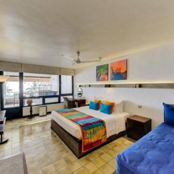 HIKKA TRANZ BY CINNAMON 4★