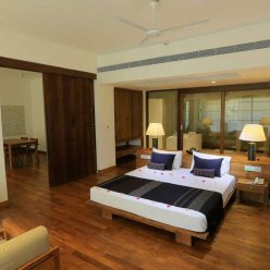 PANDANUS BEACH RESORT & SPA 5★