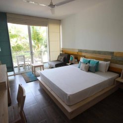 HIKKADUWA BEACH HOTEL 3★