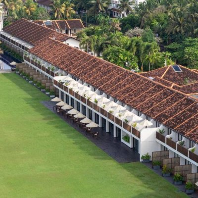 EKHO SURF HOTEL 4★