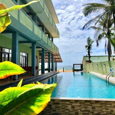 SERENADE BEACH HOTEL 3★