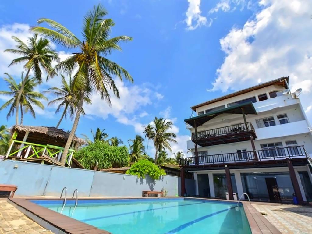 LUCKY SEVEN HIKKADUWA (EX. HEAVEN SEVEN HIKKADUWA) 3★