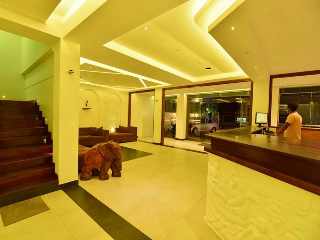 LUCKY SEVEN HIKKADUWA (EX. HEAVEN SEVEN HIKKADUWA) 3★