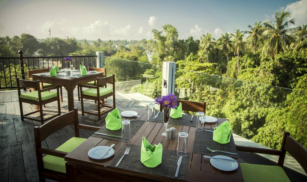 ARENA HOTEL BERUWALA 4★