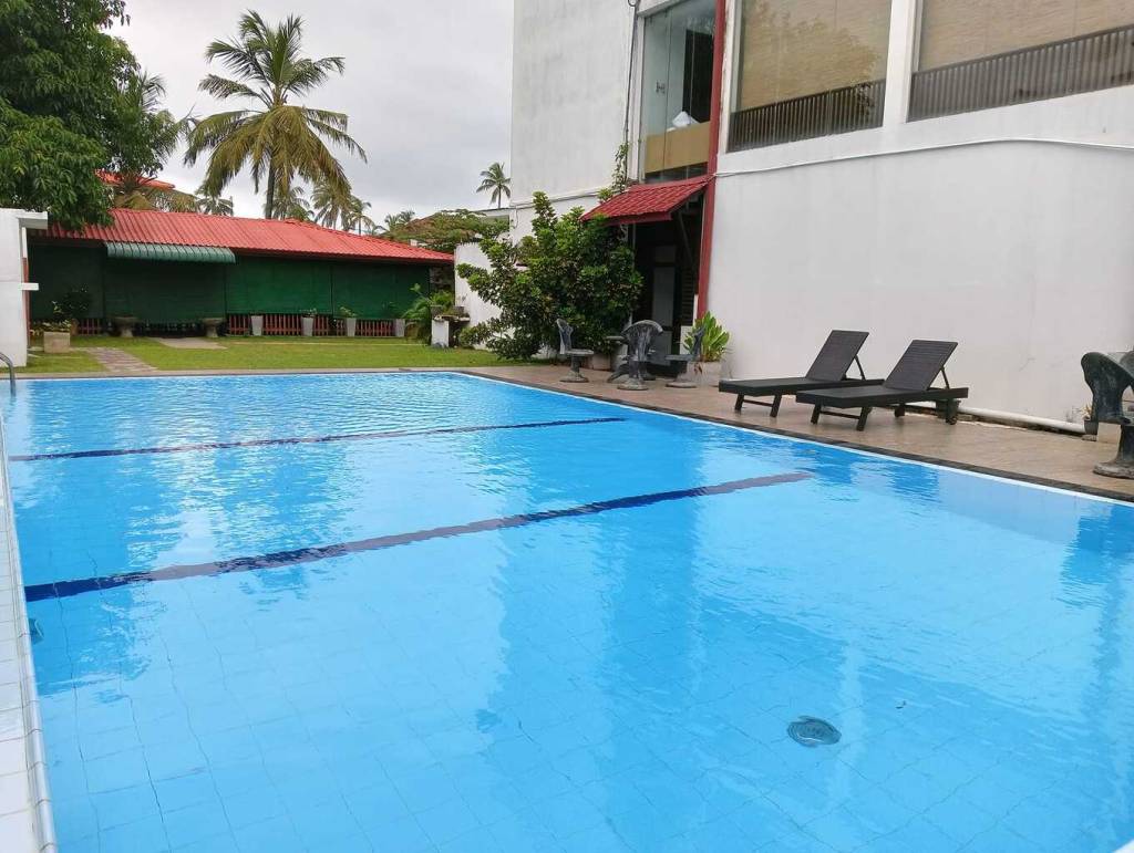 BLUE SPRING HOTEL 3★