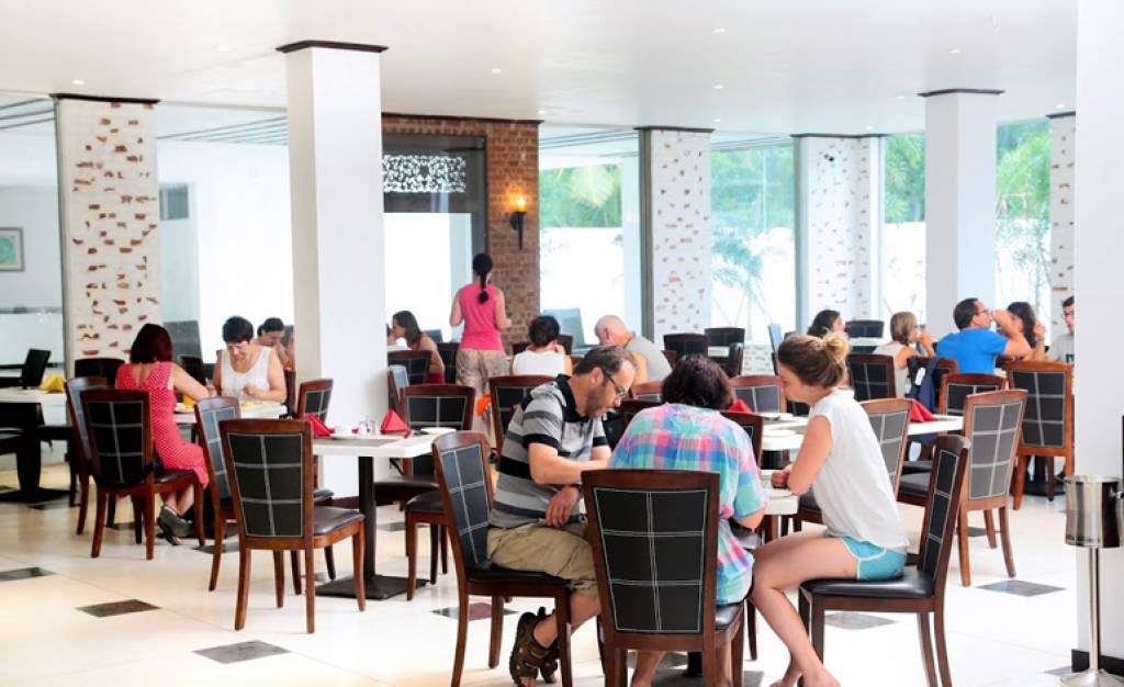 COCO ROYAL BEACH RESORT 4★