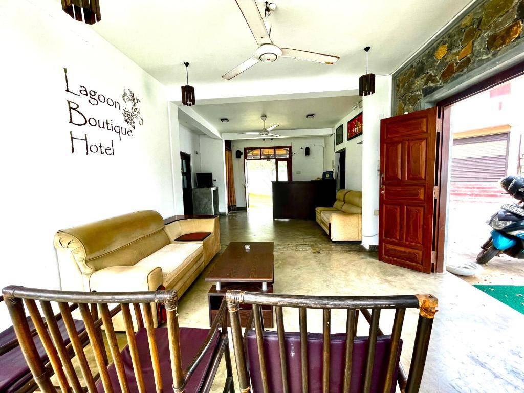 LAGOON BOUTIQUE HOTEL TANGALLE 3★