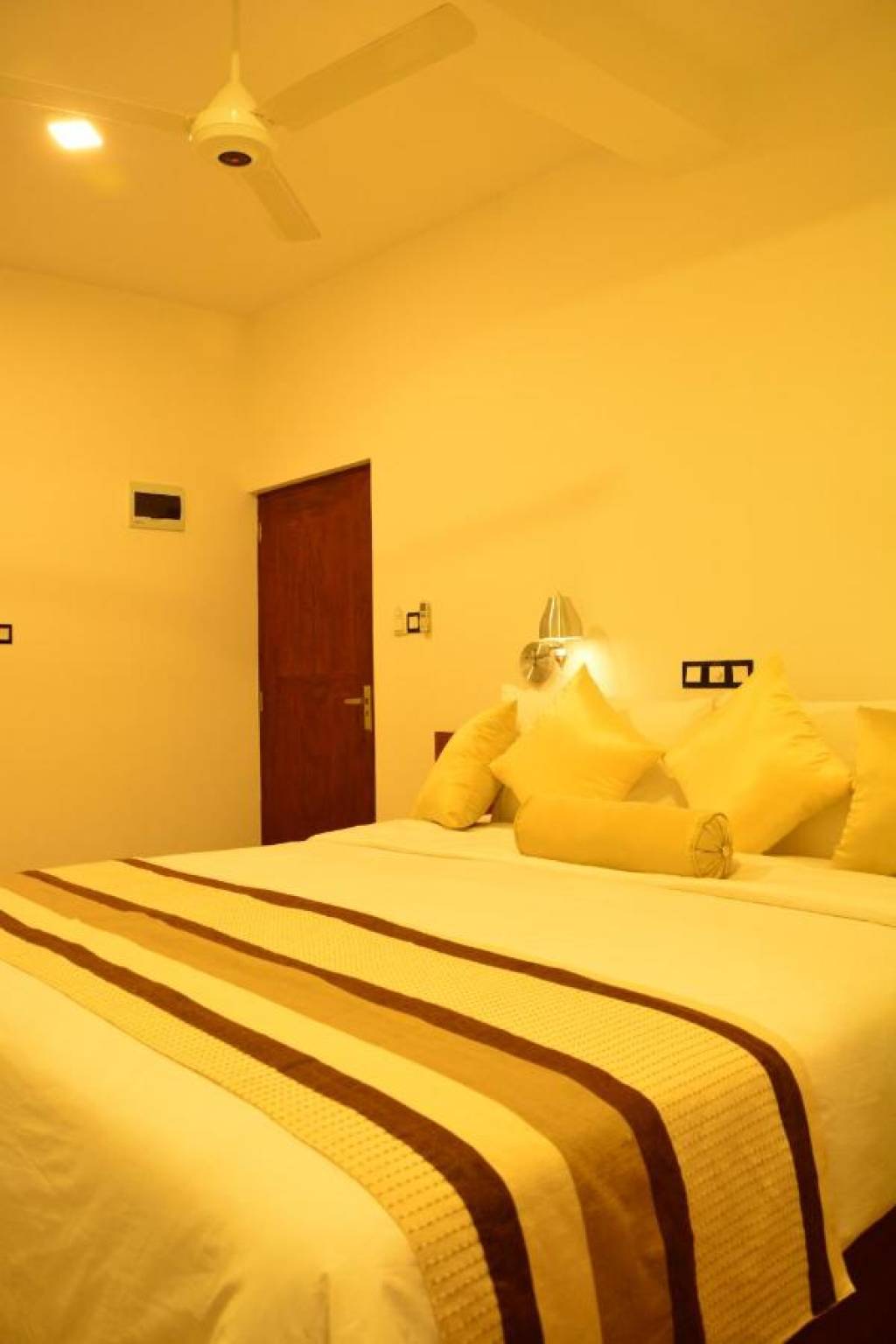 GLORIA GRAND HOTEL 3★