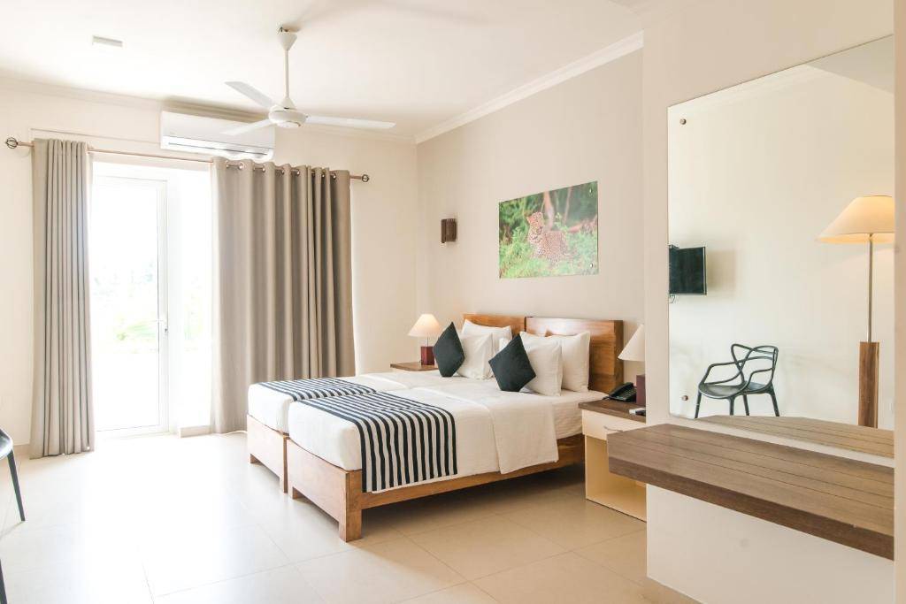 TWENTY TWO WELIGAMABAY 4★