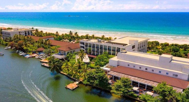 CENTARA CEYSANDS RESORT & SPA 4★