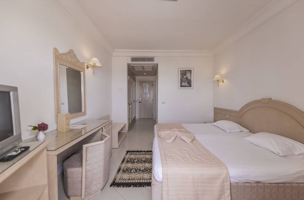 ABOU SOFIANE HOTEL & AQUAPARK (EX.NAME LE SOLEIL ABOU SOFIANE & AQUAPARK) 4★